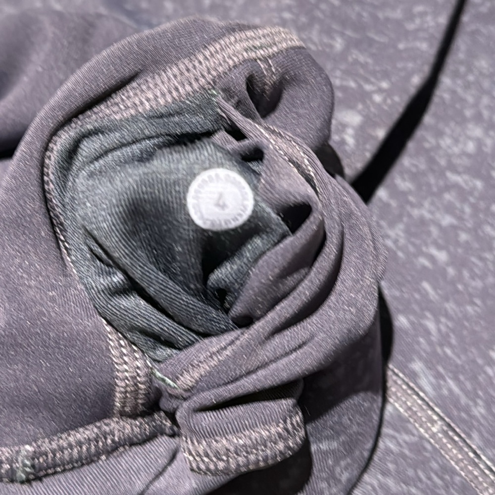 Lululemon Align High Rise Crop - Picture 3 of 3